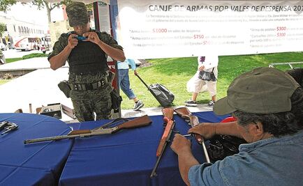 Sedena destruye más de 75 mil armas que fueron canjeadas