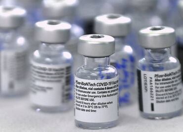 Pfizer y BioNTech piden autorización a EMA para vacunar contra Covid a adolescentes