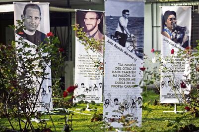 El Salvador rechaza extraditar militares a España