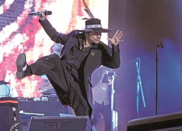 La Maldita Vecindad rinde una ofrenda musical en la Arena Ciudad de México