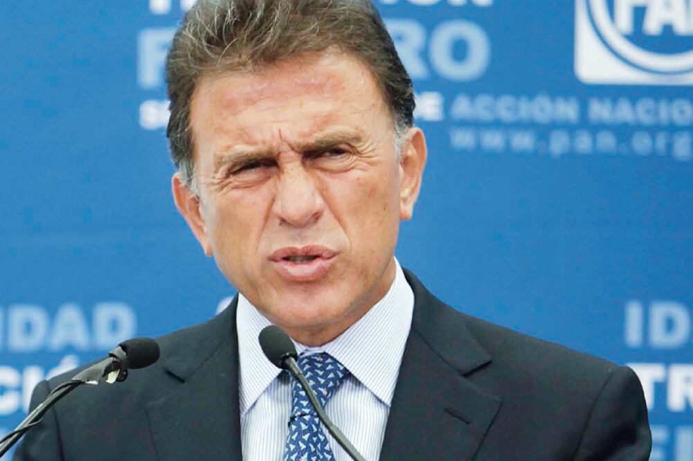 A Yunes le podría salir caro “el espectáculo”