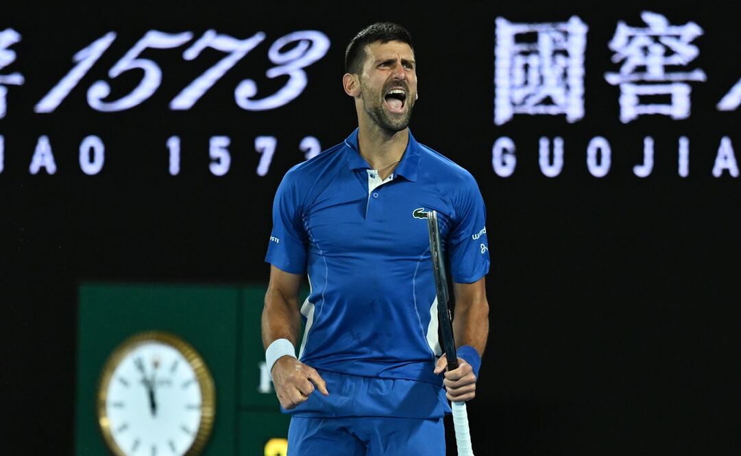 Novak Djokovic explota y se encara con aficionado en el Australian Open FOTO: EFE