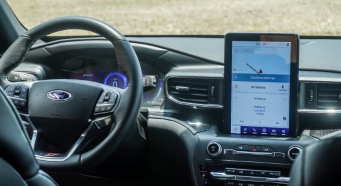 Ford Explorer ST: ¿qué tal se maneja una camioneta de 2 toneladas y 400 caballos de fuerza?