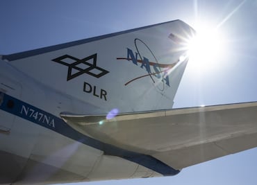 Avión-Observatorio SOFIA de la NASA observa las Nubes de Magallanes desde Chile