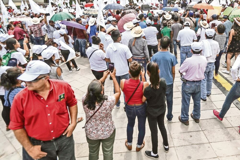 Especialistas destacaron que el gobierno federal, en coordinación con los n iveles locales, debe garantizar la seguridad de los candidatos en actos proselitistas. Foto: GERMÁN ESPINOSA. EL UNIVERSAL