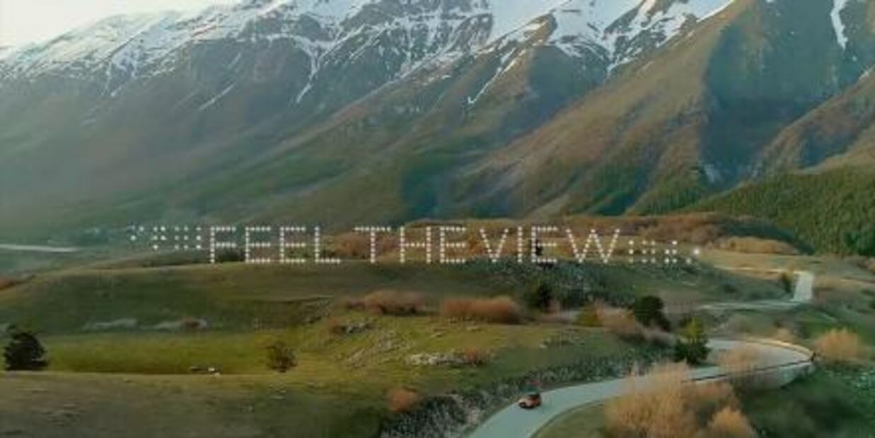 Diseñan ventana de auto para que ciegos “vean” el paisaje 