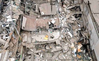 Priorizan búsqueda de desaparecidos tras sismo en Colombia; registran más de 200 muertos