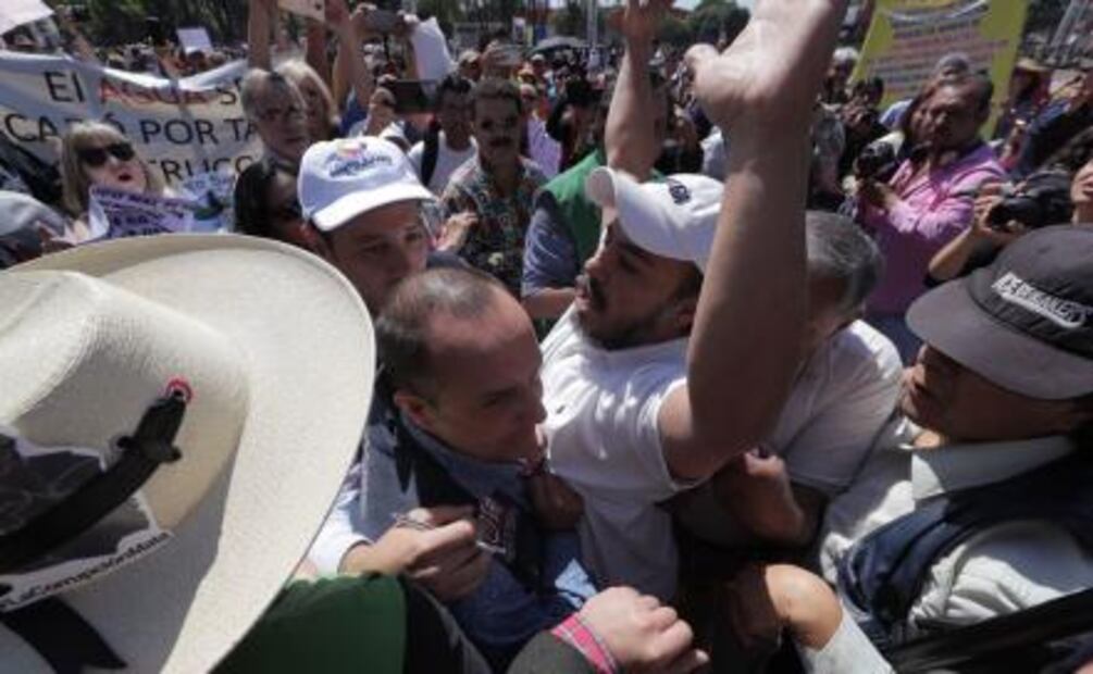 Vecinos exigen sancionar "corrupción inmobiliaria" en Benito Juárez tras sismo