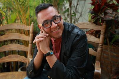 Poesía, una respiración a tres voces, entrevista a Bravo Varela