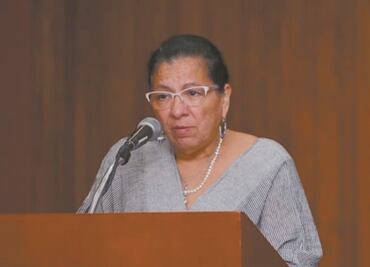 Tratan de apagar el fuego en la ex-Glorieta de Colón