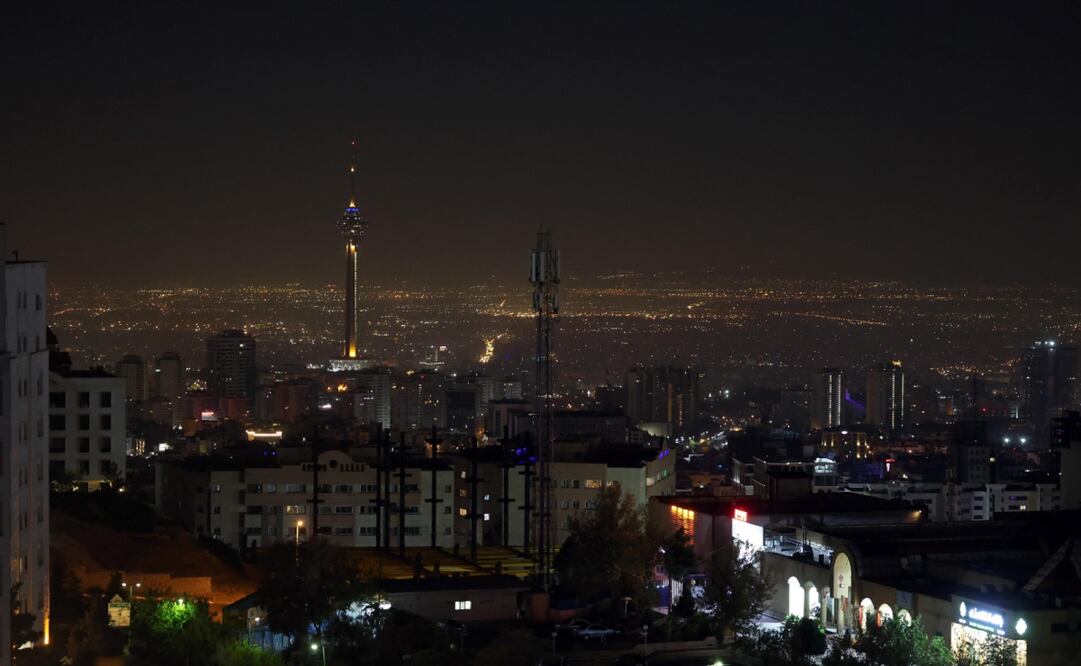 Teherán, Irán, temprano el 26 de octubre de 2024. El portavoz de las Fuerzas de Defensa de Israel, Daniel Hagari, declaró el 25 de octubre que "las Fuerzas de Defensa de Israel están llevando a cabo ataques precisos en objetivos militares en Irán". Foto: EFE