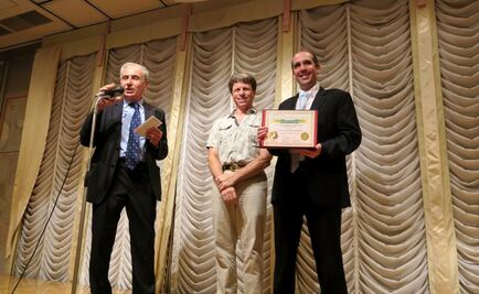 Mexican scientist decorated with Young Scientist Award 2018