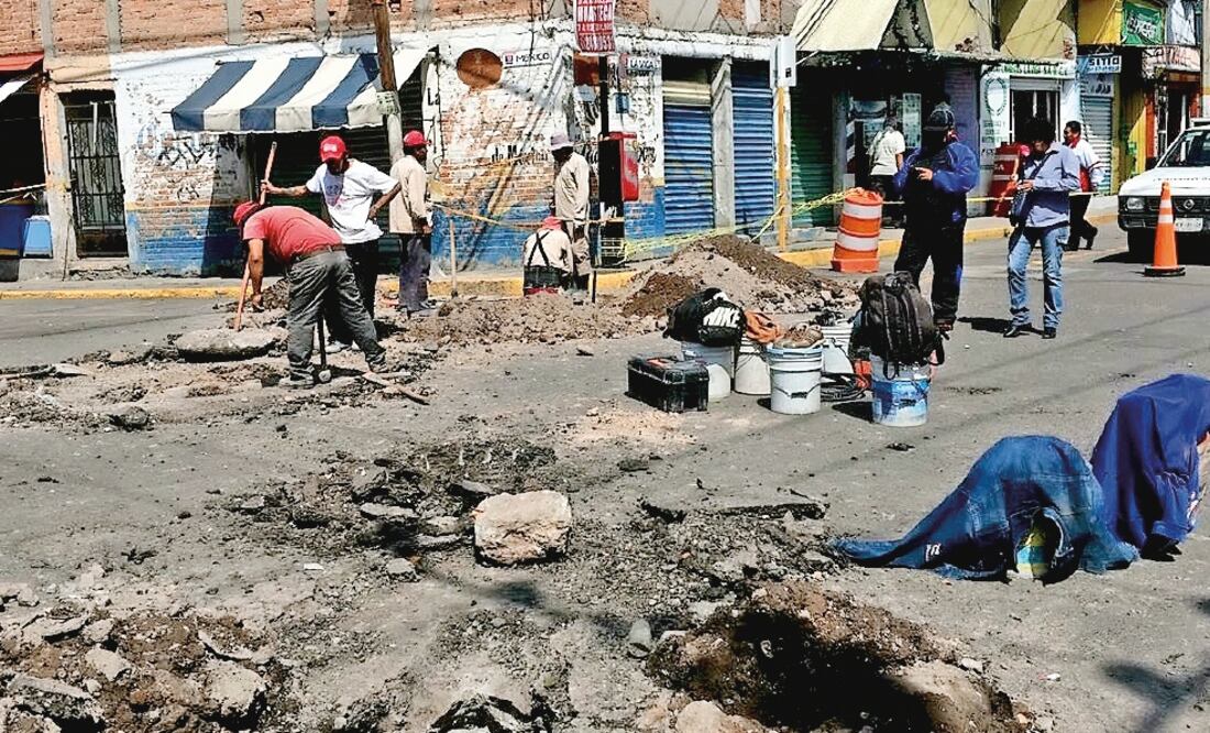 Colonias afectadas. Hay socavones en Fuentes de San Cristóbal, Santa Clara, Gustavo Baz, Chiconautla, Los Bordos, Jardines de Casanueva y Vicente Guerrero. (MUNICIPIO DE ECATEPEC)