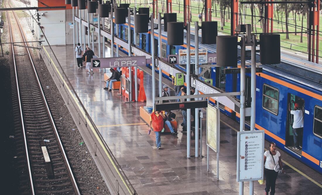 El Metro busca dar mantenimiento a la instalación de vías de la Línea A que va de Pantitlán a La Paz. ARCHIVO. EL UNIVERSAL