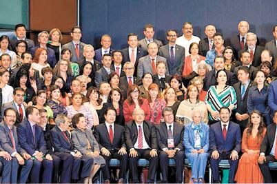 Ejecutivo da “jalón de orejas” a integrantes del partido