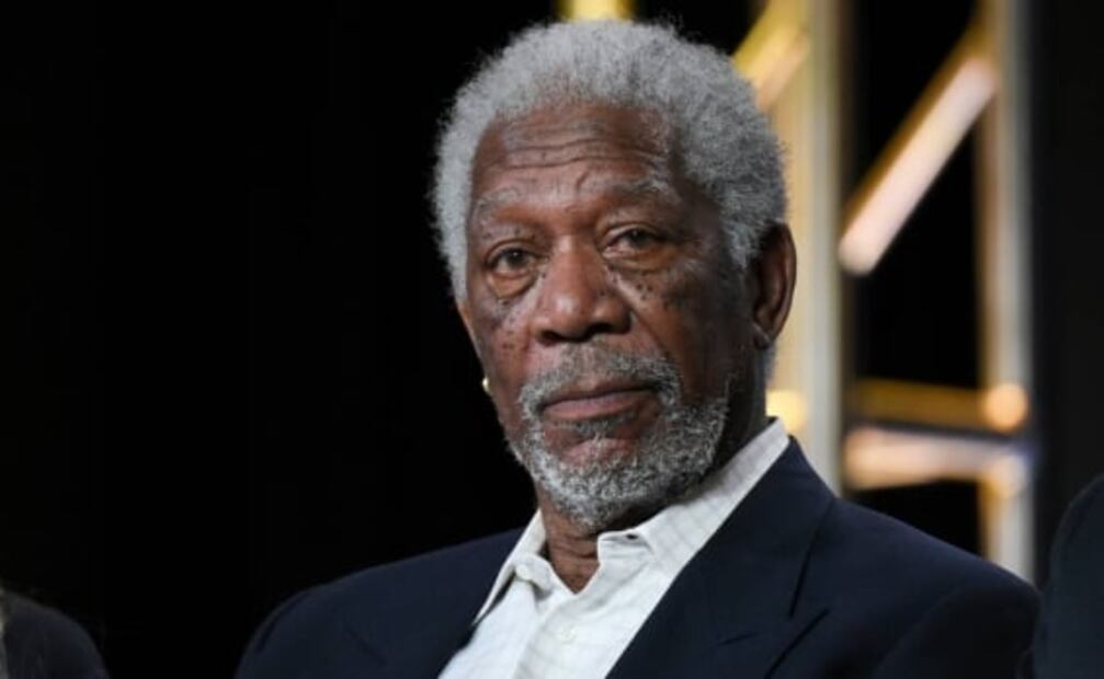 La razón por la que Morgan Freeman usó sólo un guante en los Premios Oscar