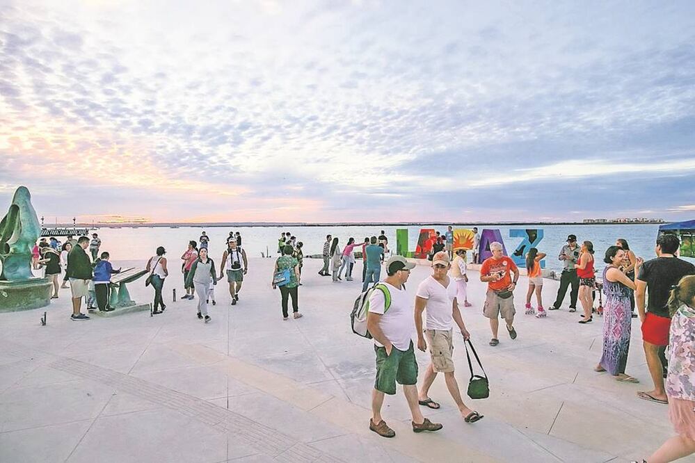 Estados Unidos no prohíbe a sus ciudadanos viajar a los destinos de La Paz, San José del Cabo y Cabo San Lucas, pero ubicó a BCS en el nivel 2 ( mayor cuidado) (CORTESÍA)