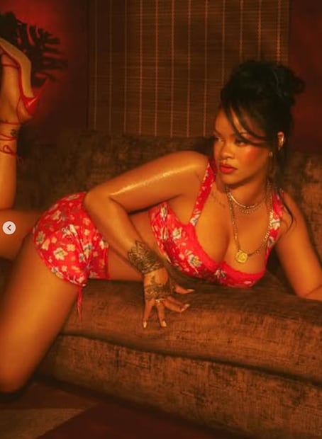 Rihanna da un adelanto de su nueva colección de lencería. 
Instagram badgalriri