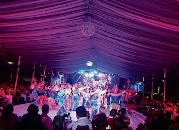 Cantan a Juanga y parodian a Trump