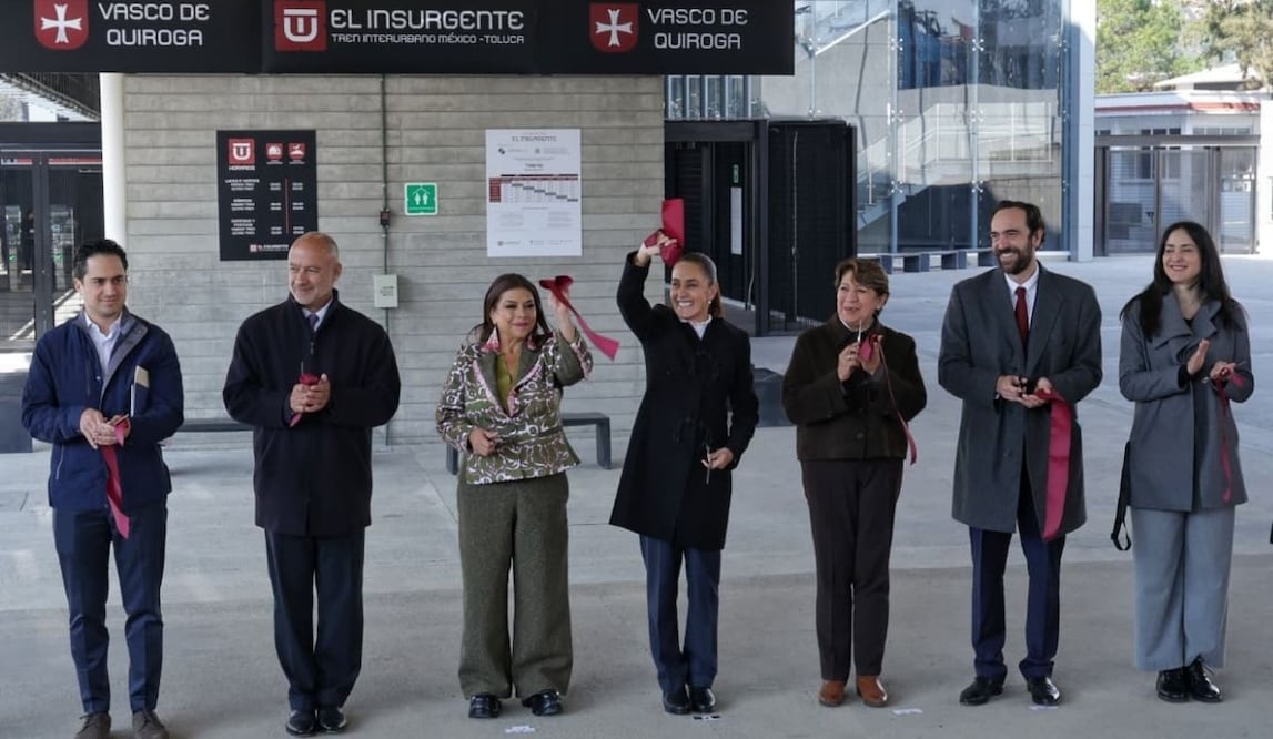 Clara Brugada, Claudia Sheinbaum y Delfina Gómez en la inauguración del Tren Interurbano. Foto: Fernanda Rojas