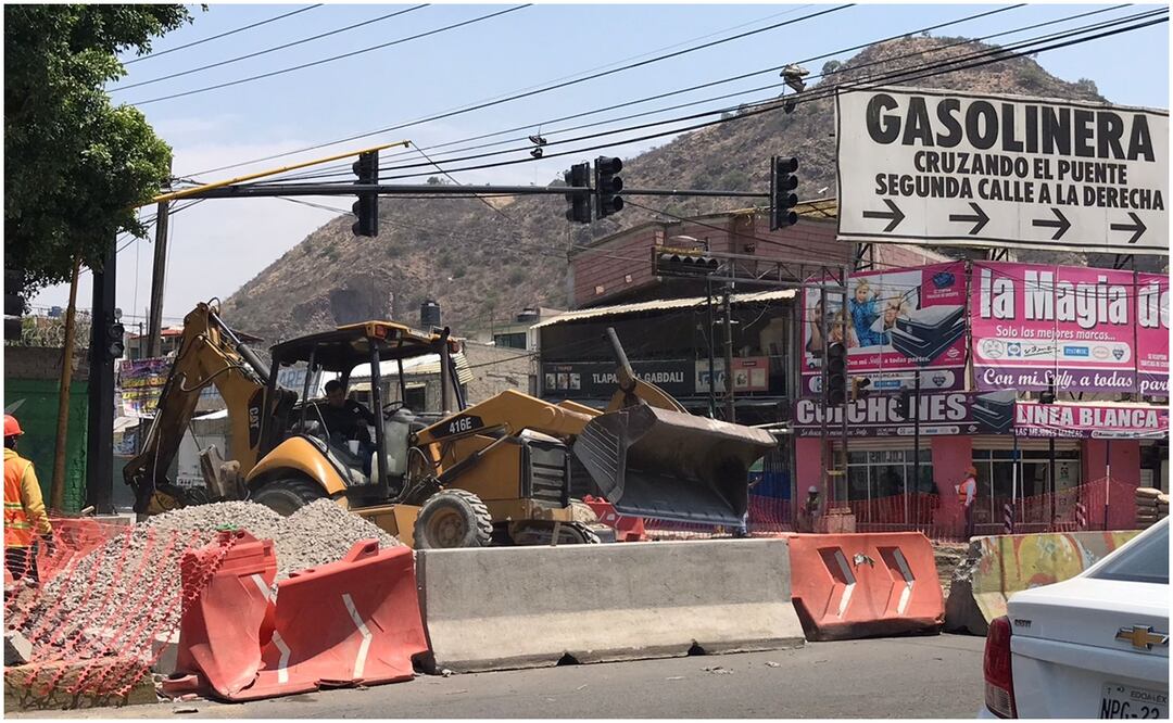 Debido a las obras del Trolebús Santa Martha-Chalco, el gobierno del Estado de México informó que varias avenidas y calles serían cerradas a la circulación vehicular ocasionando caos en otros puntos transitables. Foto: Especial