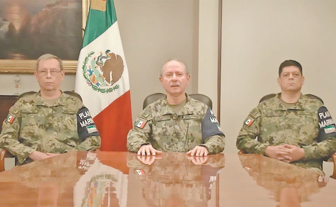El secretario de Marina, almirante José Rafael Ojeda Durán, hizo saber a los médicos y enfermeras navales que no están solos en la lucha contra el coronavirus y les dijo que a “este enemigo lo habremos de combatir juntos”. Foto: TOMADA DE VIDEO