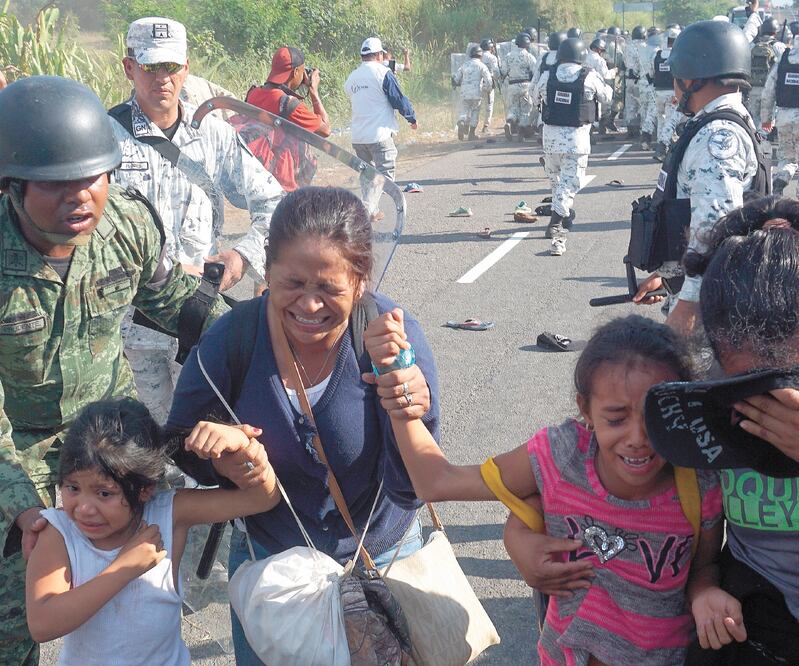 Los legisladores de Morena respaldaron la política migratoria que aplica el titular del INM, Francisco Garduño, para los centroamericanos. ARCHIVO EL UNIVERSAL