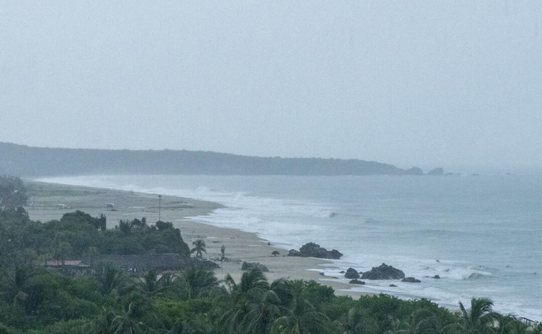 Se instruyó el cierre de playas y restricción de salida de embarcaciones (lanchas pesqueras) y de actividades en zonas turísticas. Foto: Especial
