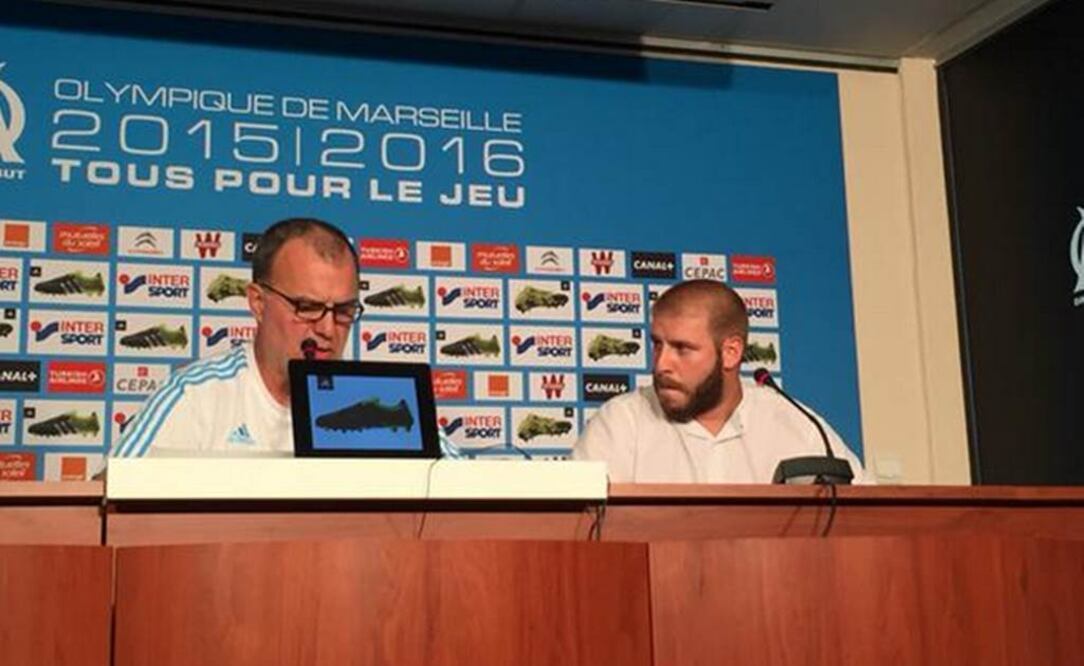 Marcelo Bielsa en conferencia de prensas Tomada de: @OM_Officiel
