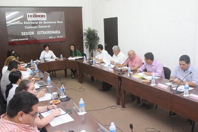 Confirman debate de candidatos a gobernador en Q. Roo