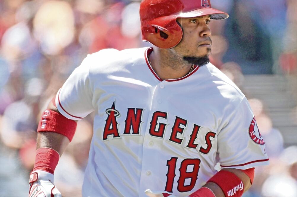 El tercera base Luis Valbuena impulsó el triunfo de Los Ángeles (KIRBY LEE. USA TODAY SPORTS)