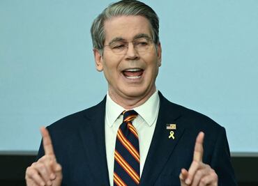 Milei necesitó un impulso para ganar elecciones, reconoce secretario del Tesoro de EU