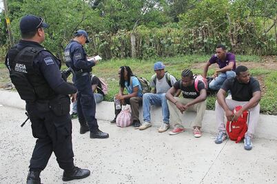 México supera a EU en cifra de deportaciones de migrantes