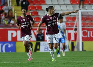 Necaxa despierta y triunfa ante Puebla; los Rayos consiguen su segunda victoria en el Apertura 2025