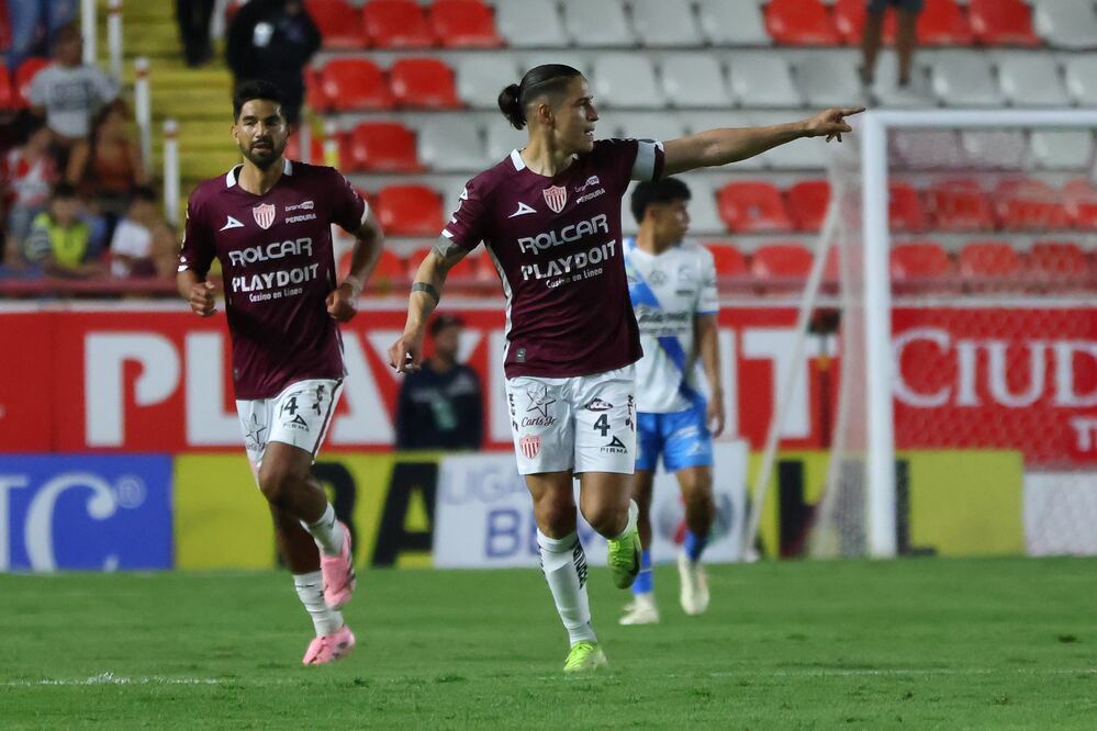 Necaxa en festejo de gol, durante la novena fecha del Apertura 2025 ante Puebla - Foto: Imago7