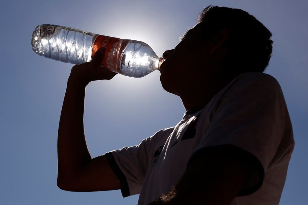 La ola de calor en pleno invierno ha sorprendido a los habitantes de la CDMX. Foto: AGUSTIN SALINAS. EL UNIVERSAL