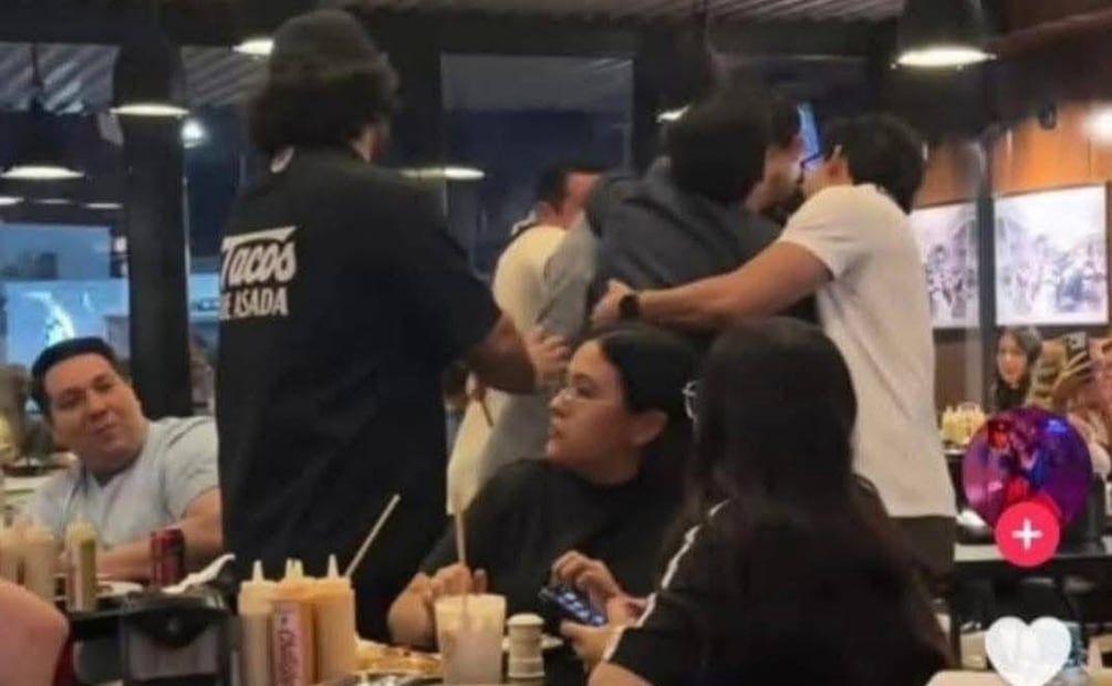La discusión inició por la revisión de una cuenta de consumo. Pelea en Bar de Carín León. Foto: Captura de pantalla