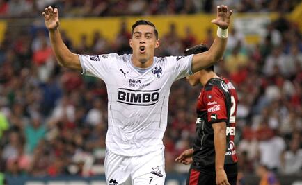 Monterrey golea en el Jalisco al Atlas