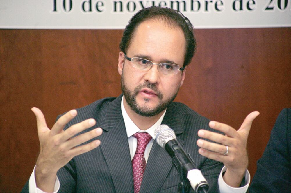 Carlos Ramírez, presidente de la Consar, aseguró que el actual ahorro para el retiro de los trabajadores es insuficiente para cuando se jubilen (ARCHIVO EL UNIVERSAL)