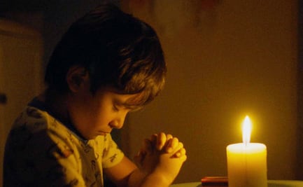 "El diablo fuma…": la historia con niños que llevó a Ernesto Martínez Bucio hasta la Berlinale