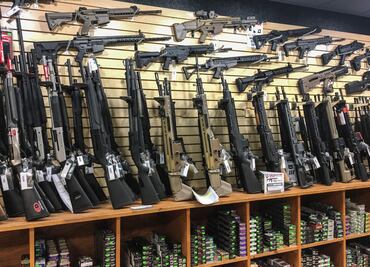 Republicanos sugieren tímido avance en discusión sobre control de armas