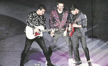 El show sigue con o sin agua