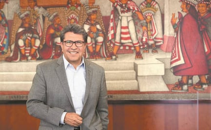 Embaten a AMLO órganos constitucionales, asegura Monreal