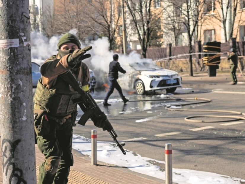 Rusia amplía ofensiva; ucranianos no se rinden