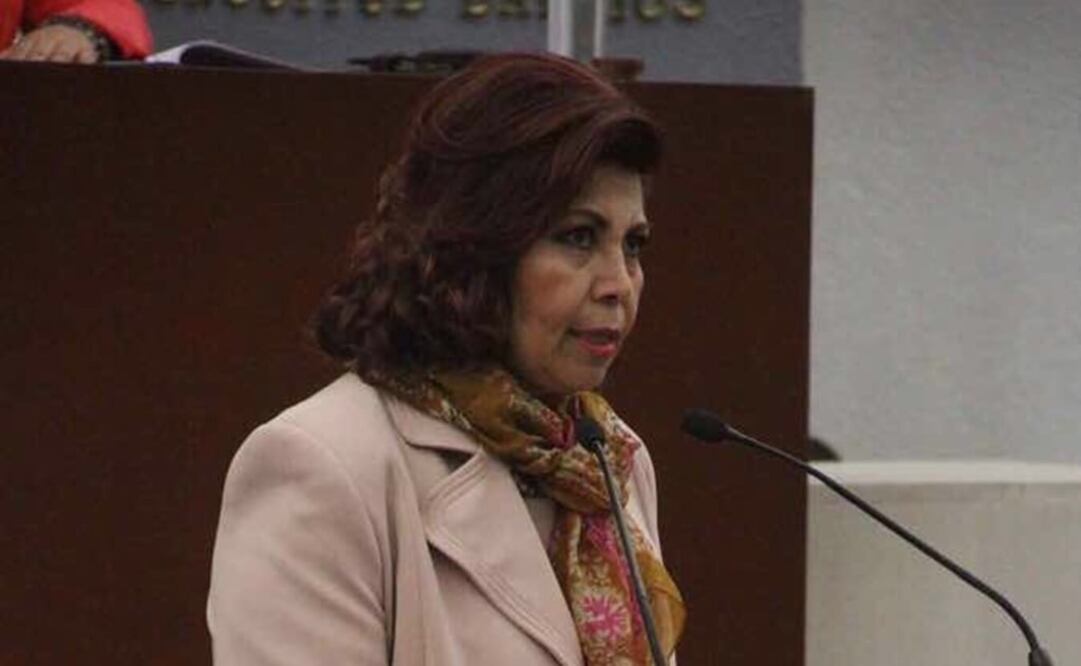 La legisladora acusó que la medida pretende sólo beneficiar a unos cuantos particulares que harán negocio con la concesión del servicio. /Tomnada de Twitter