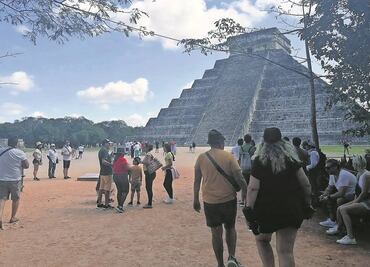 Tren Maya agrava conflicto con artesanos de Chichén Itzá