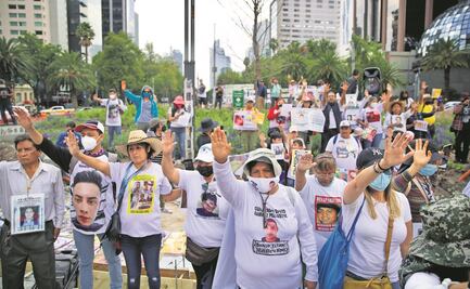 "El país está totalmente destrozado", familiares de desaparecidos