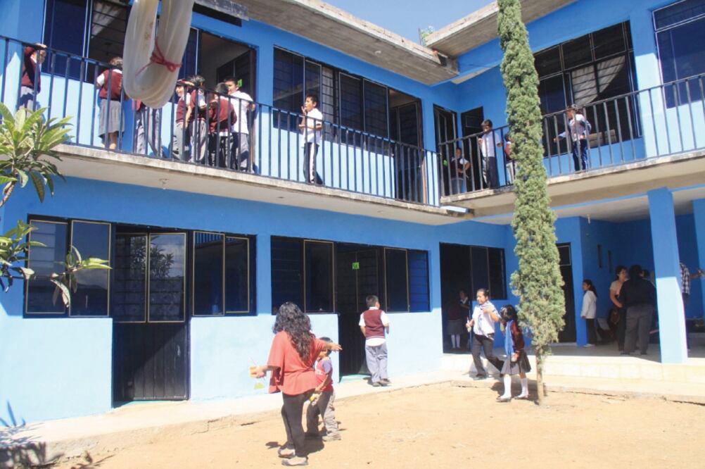 Con la promulgación de la reforma educativa, los docentes pueden ser sometidos a una evaluación (ARCHIVO EL UNIVERSAL)