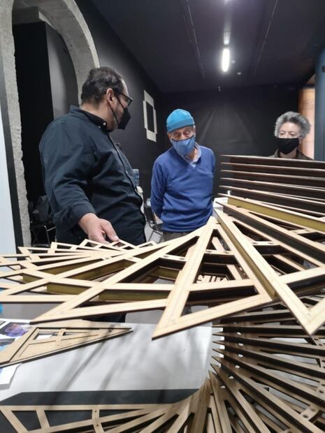 Un paisaje y un vitral: los últimos trabajos de Vicente Rojo para la CDMX