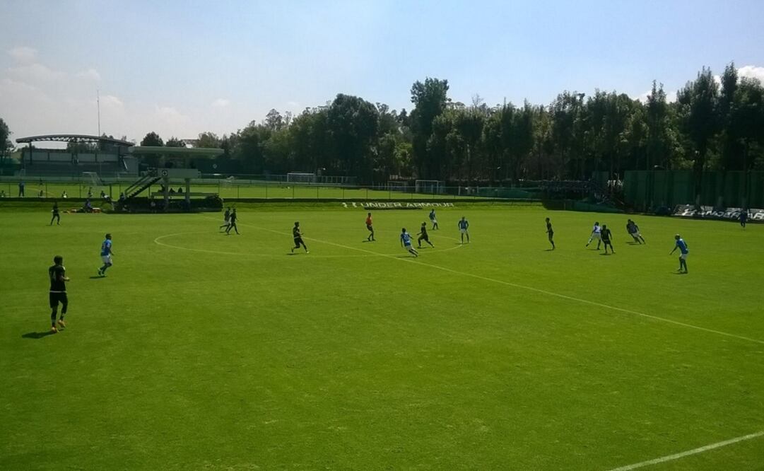 El Tri sub 22 y Cruz Azul se enfrentaron en La Noria. Daniel Blumrosen 
